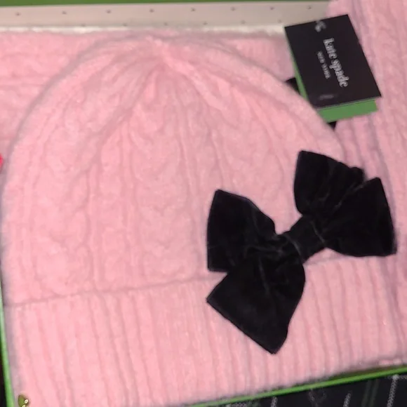 KATE SPADE 3pc Pink Knit Hat Scarf & Gloves Set with Black Bows - Picture 12 of 13